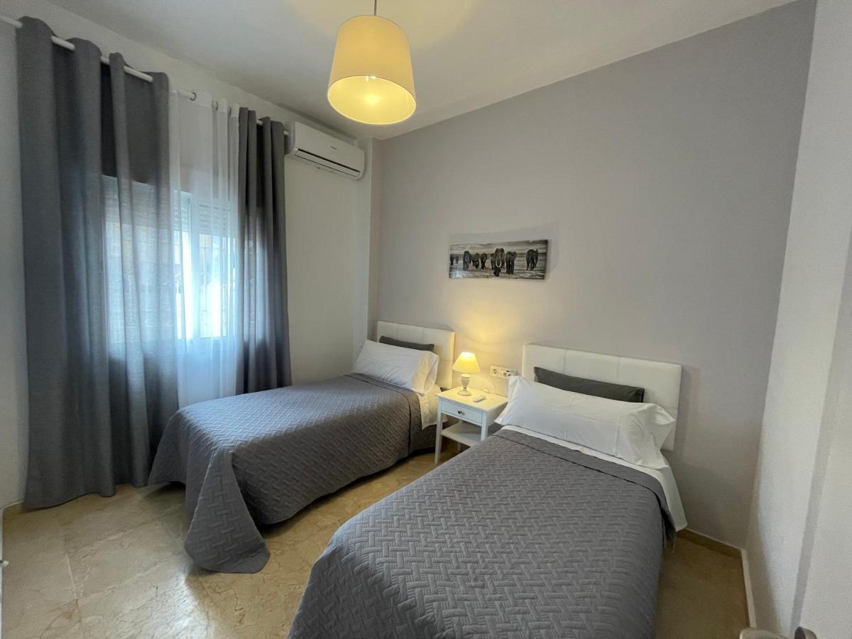 Villa Triana Севиля Екстериор снимка